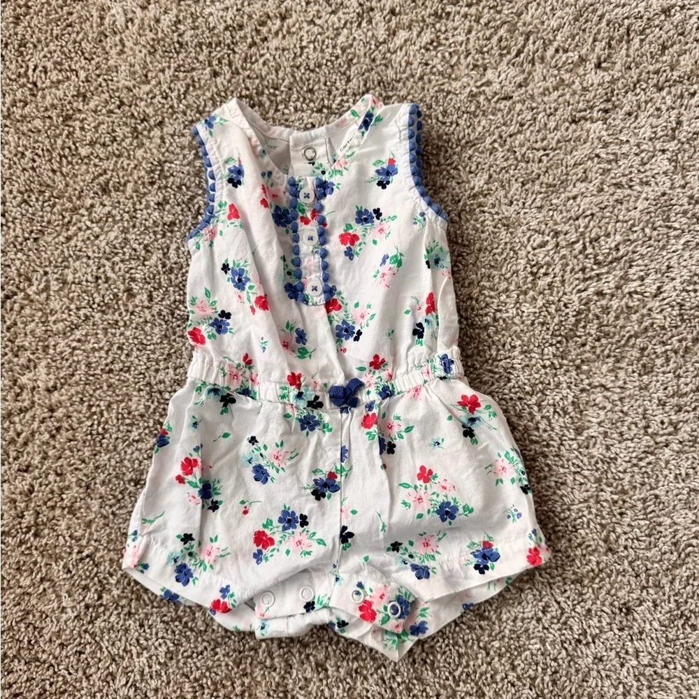 Floral Romper Carter’s Baby Girl Floral Sleeveless Romper - Size 3 Months